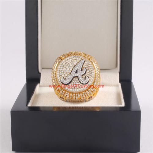 2021 Replica Atlanta Braves Championship Ring for Sale in Fort Lauderdale,  FL - OfferUp