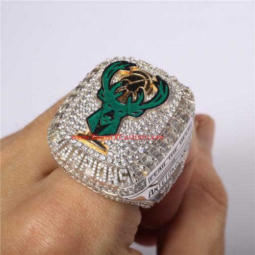 Bucks replica Championship rings; 1st 10K fans receive at Thursday game